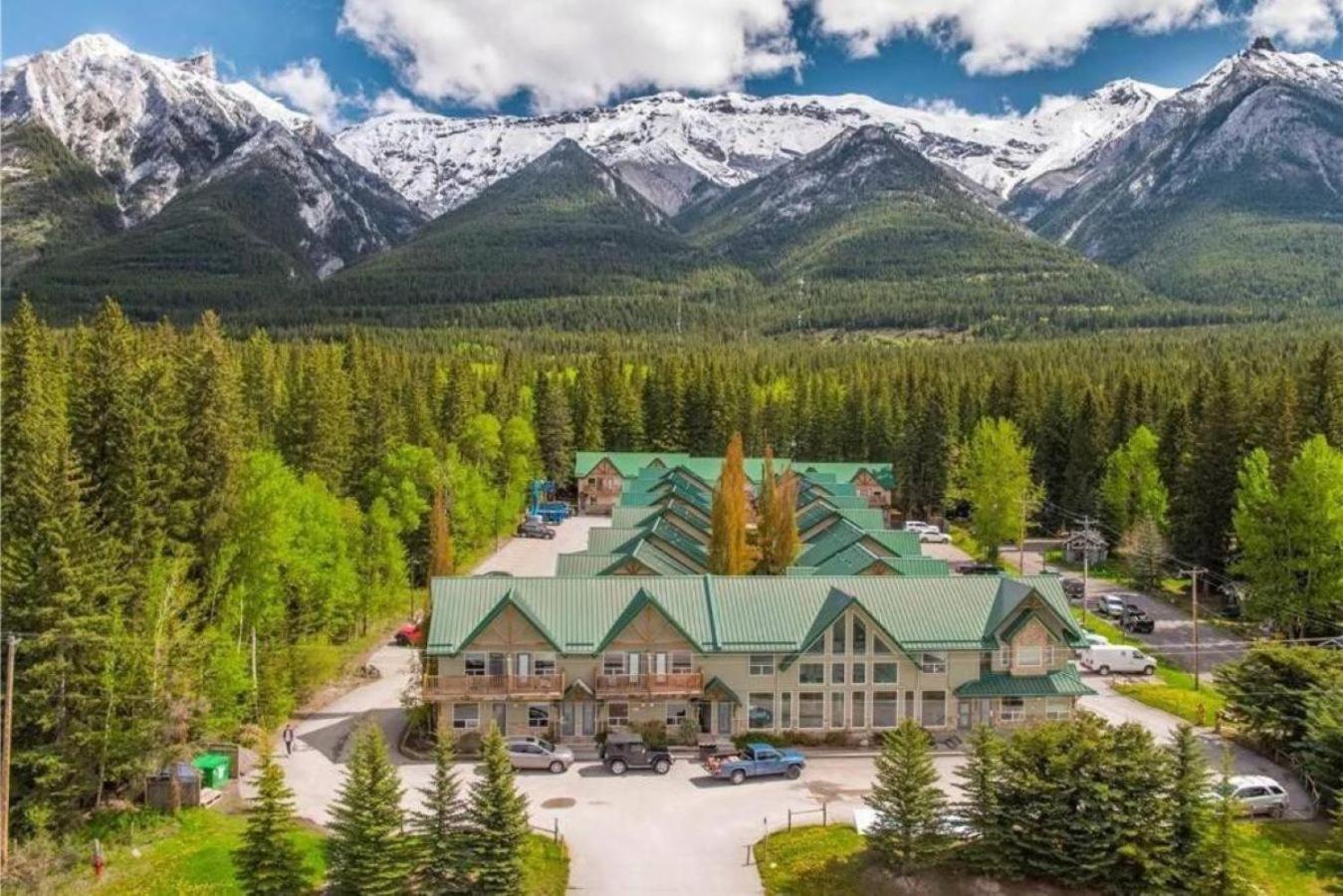 Banff Wood Lodge Canmore Exteriör bild