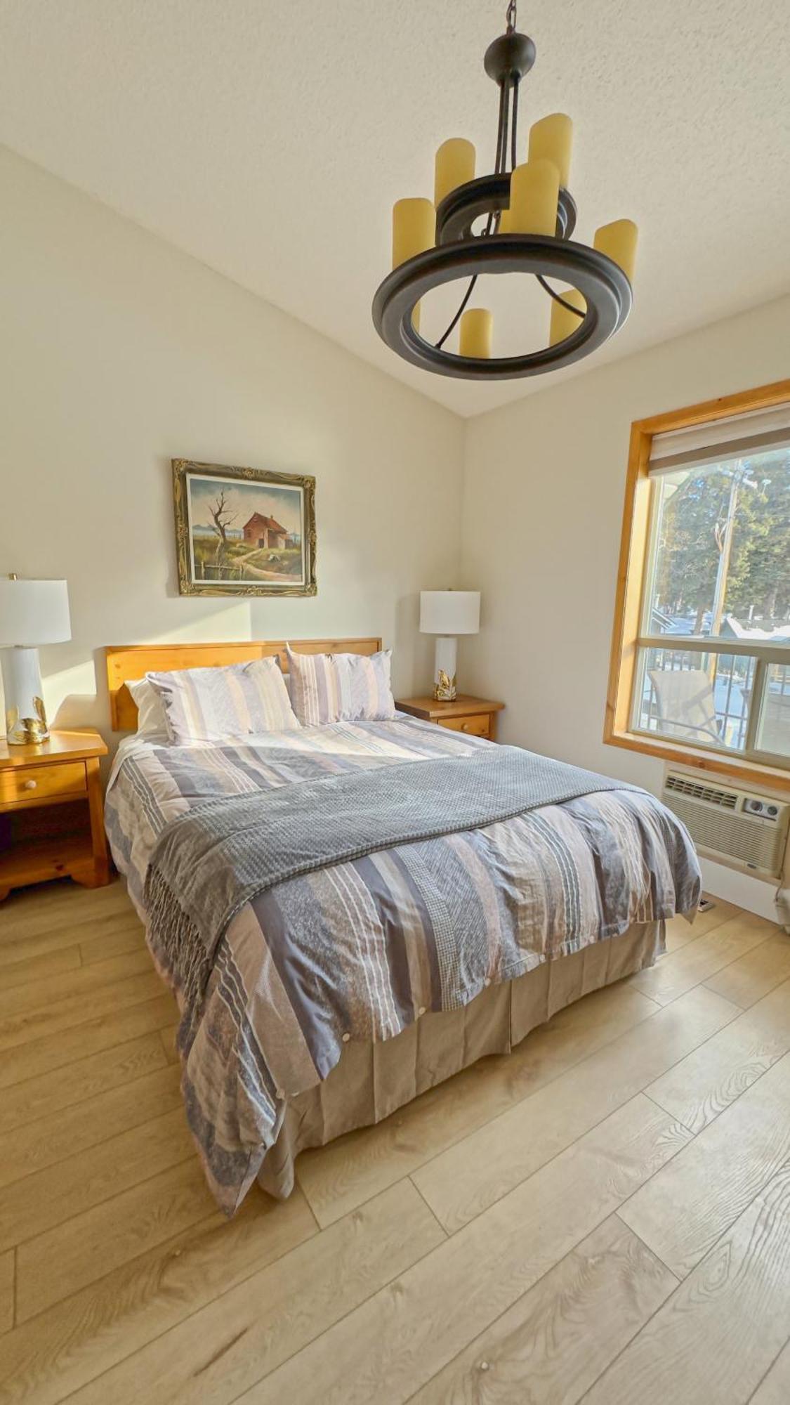 Banff Wood Lodge Canmore Exteriör bild